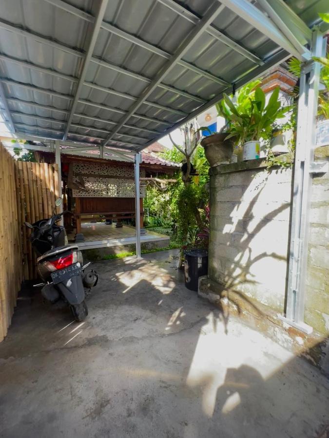 Varmana Ubud Guest House מראה חיצוני תמונה